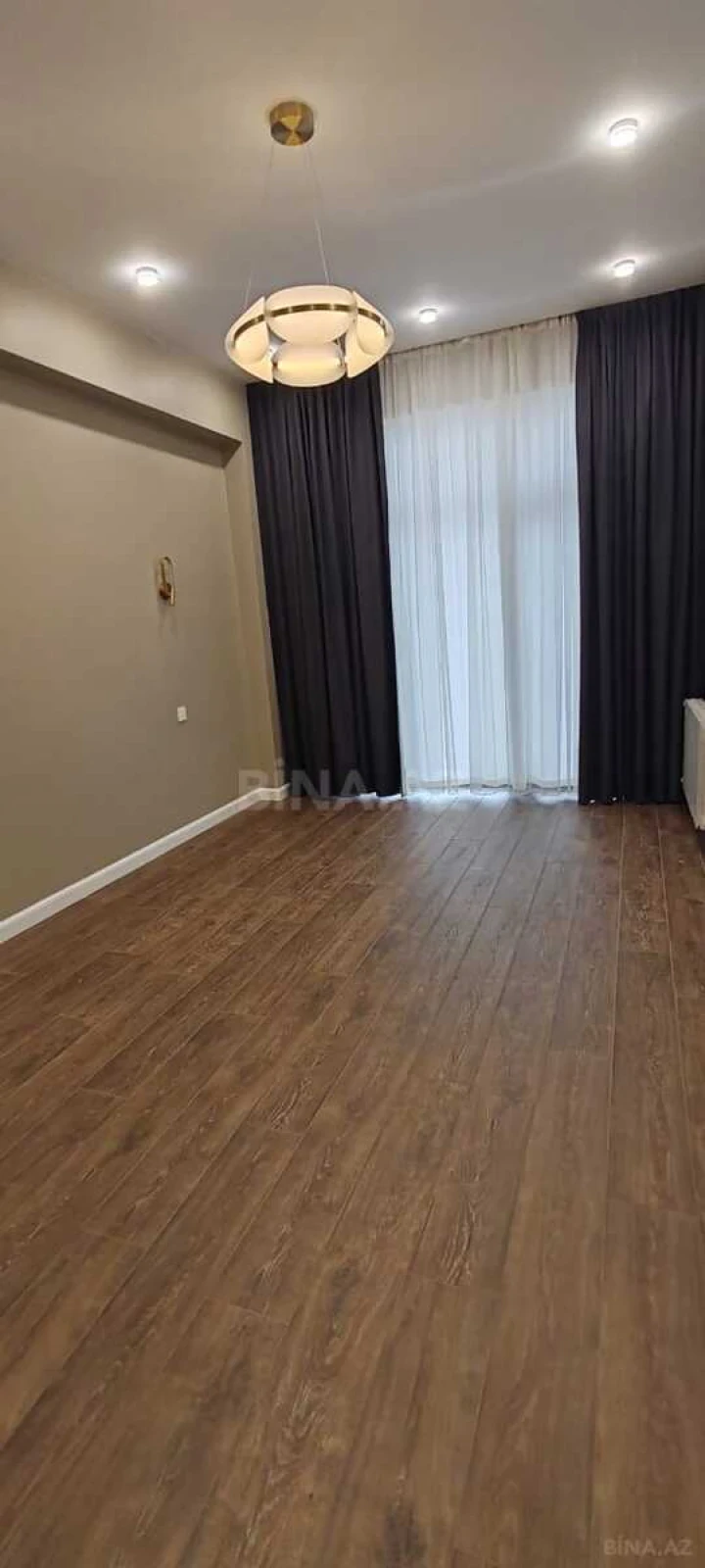 Satılır 2 otaqlı mənzil 63 m²