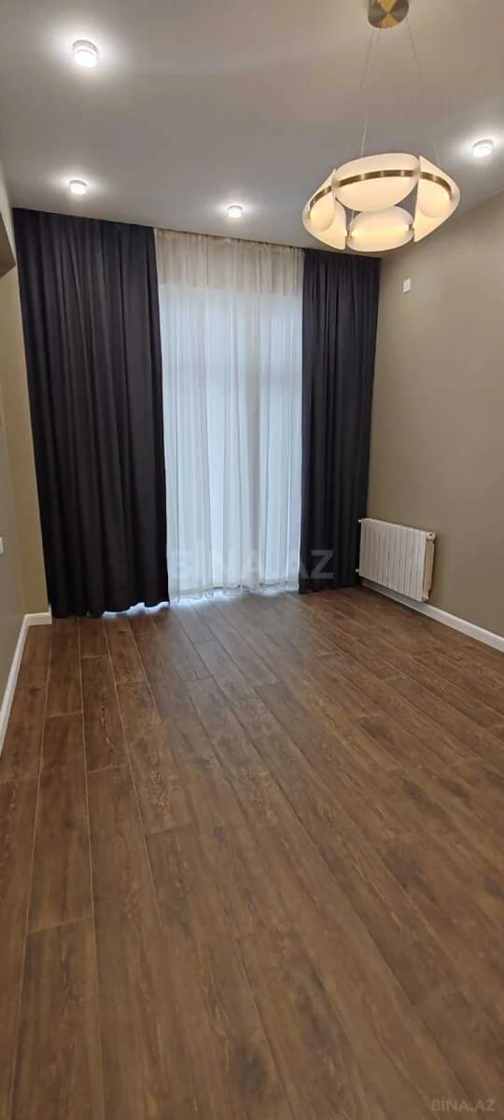 Satılır 2 otaqlı mənzil 63 m²