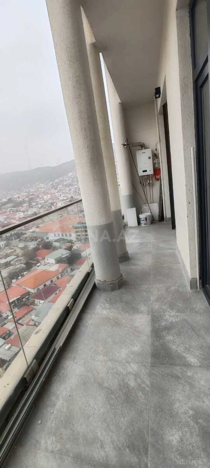 Satılır 2 otaqlı mənzil 63 m²