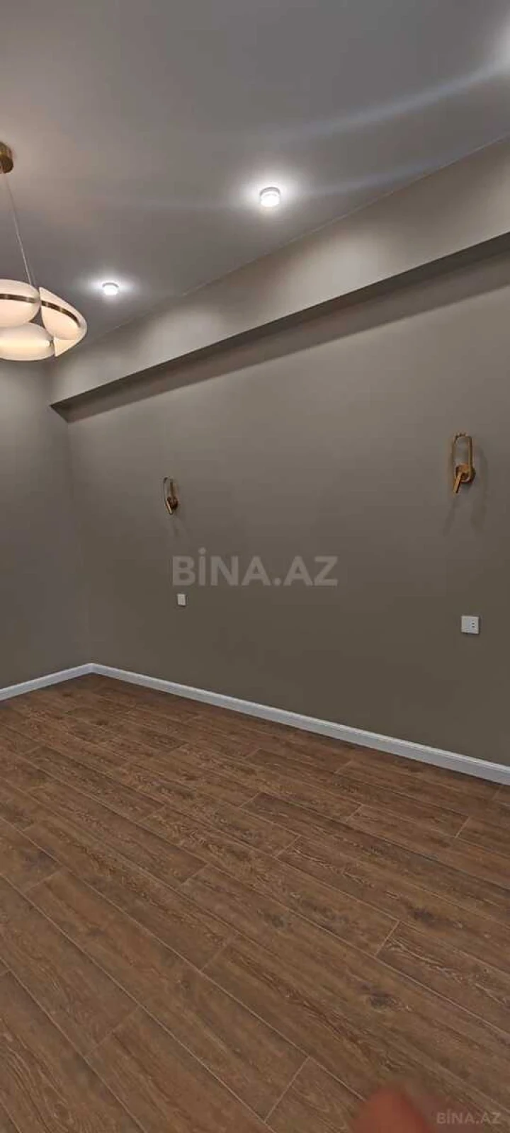 Satılır 2 otaqlı mənzil 63 m²