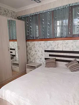 Kirayə verilir 2 otaqlı mənzil 60 m²