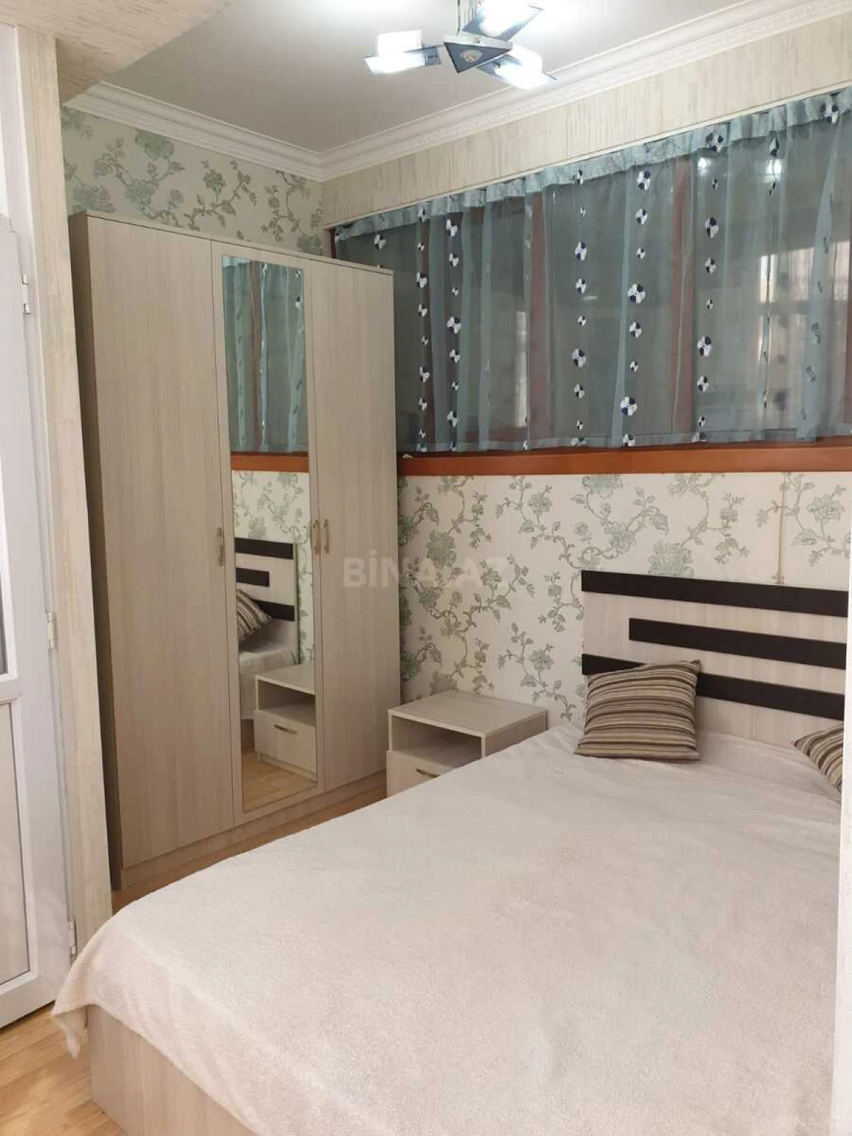 Kirayə verilir 2 otaqlı mənzil 60 m²