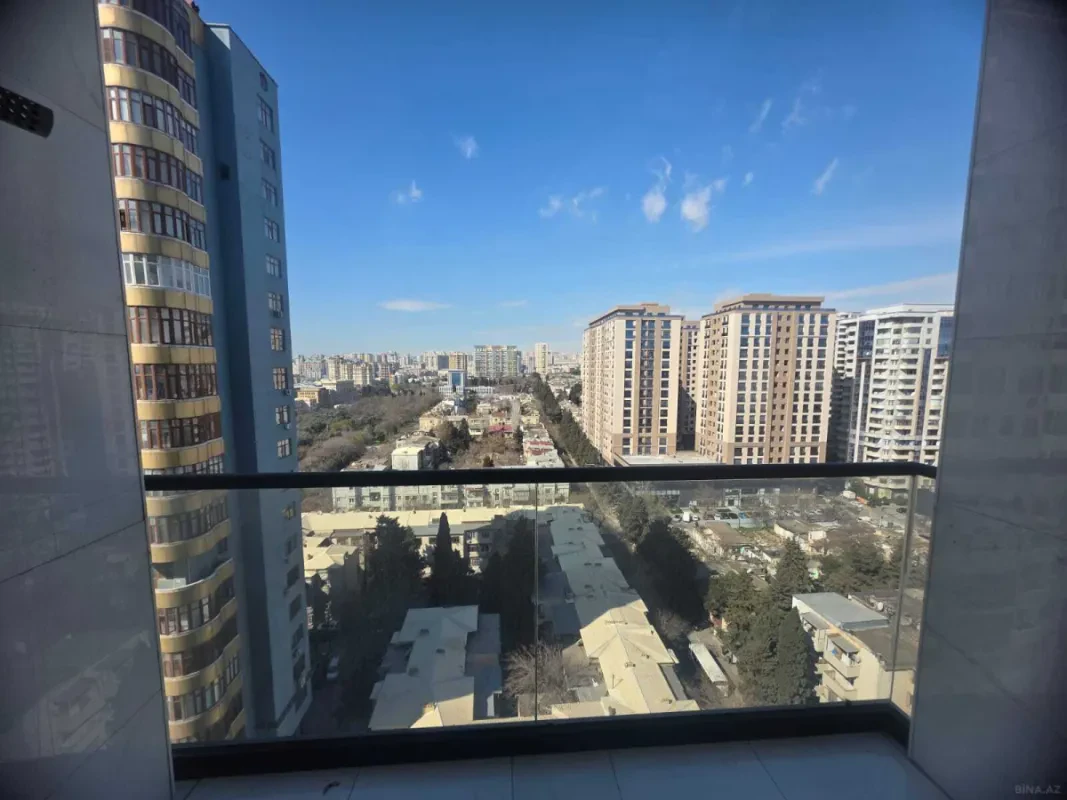Satılır 2 otaqlı mənzil 95 m²
