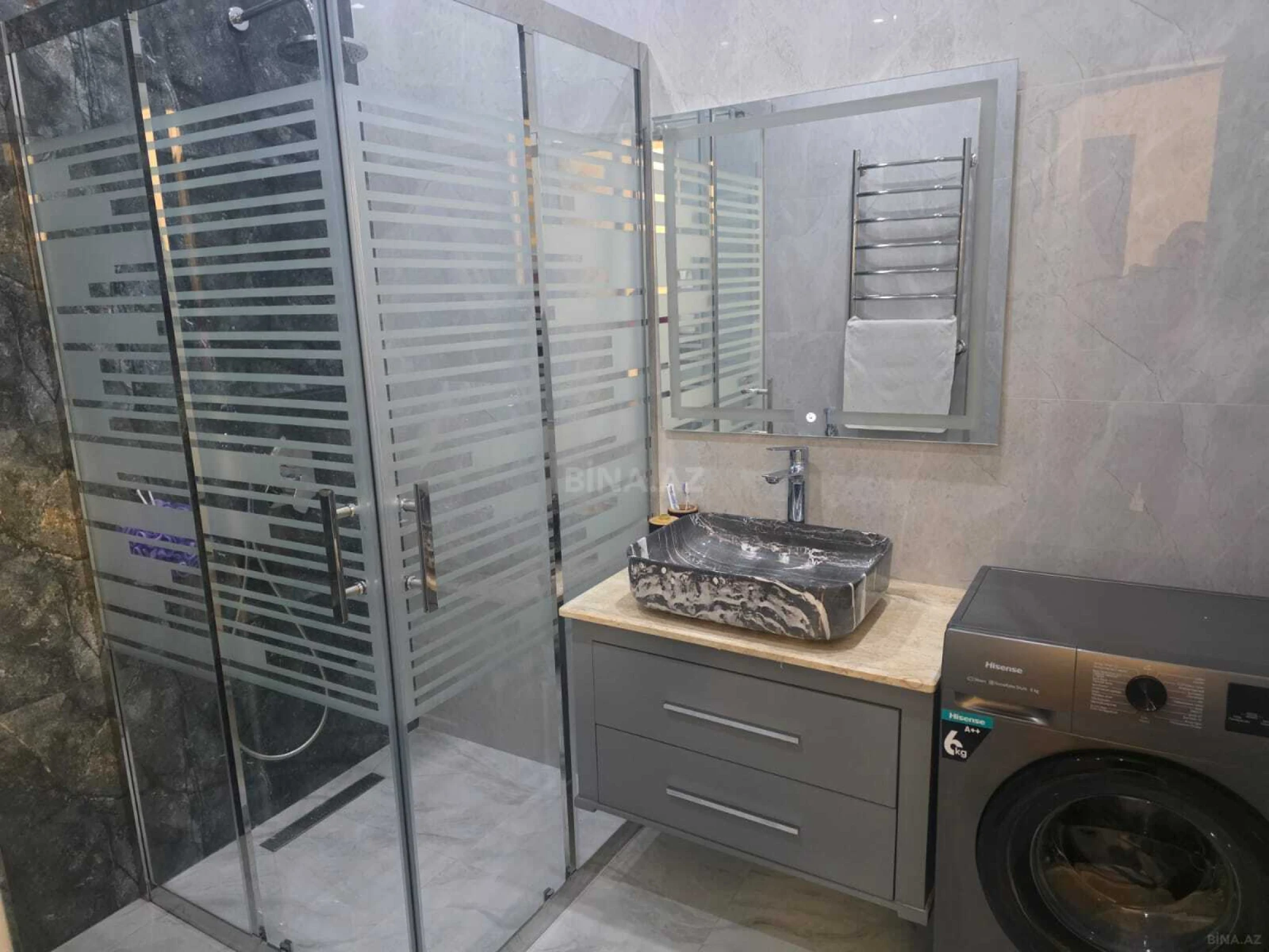 Satılır 2 otaqlı mənzil 95 m²