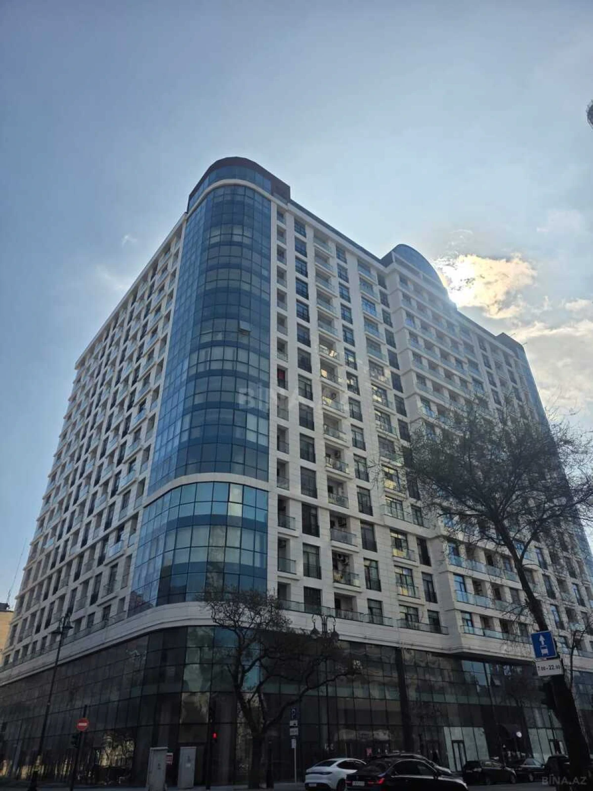 Satılır 2 otaqlı mənzil 95 m²