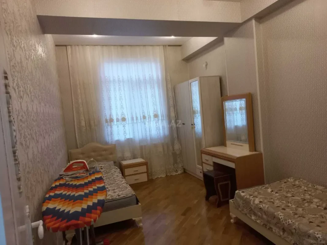 Kirayə verilir 3 otaqlı mənzil 110 m²