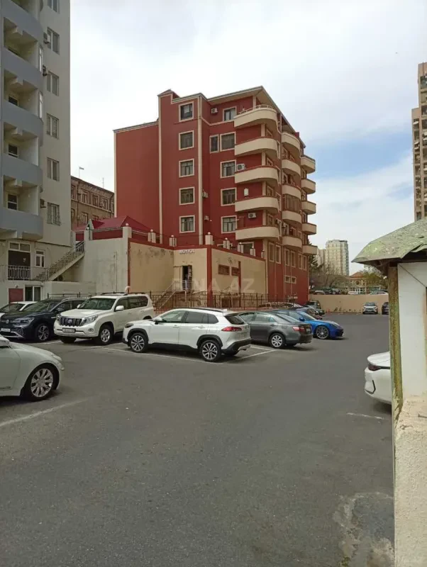 Satılır 2 otaqlı mənzil 70 m²