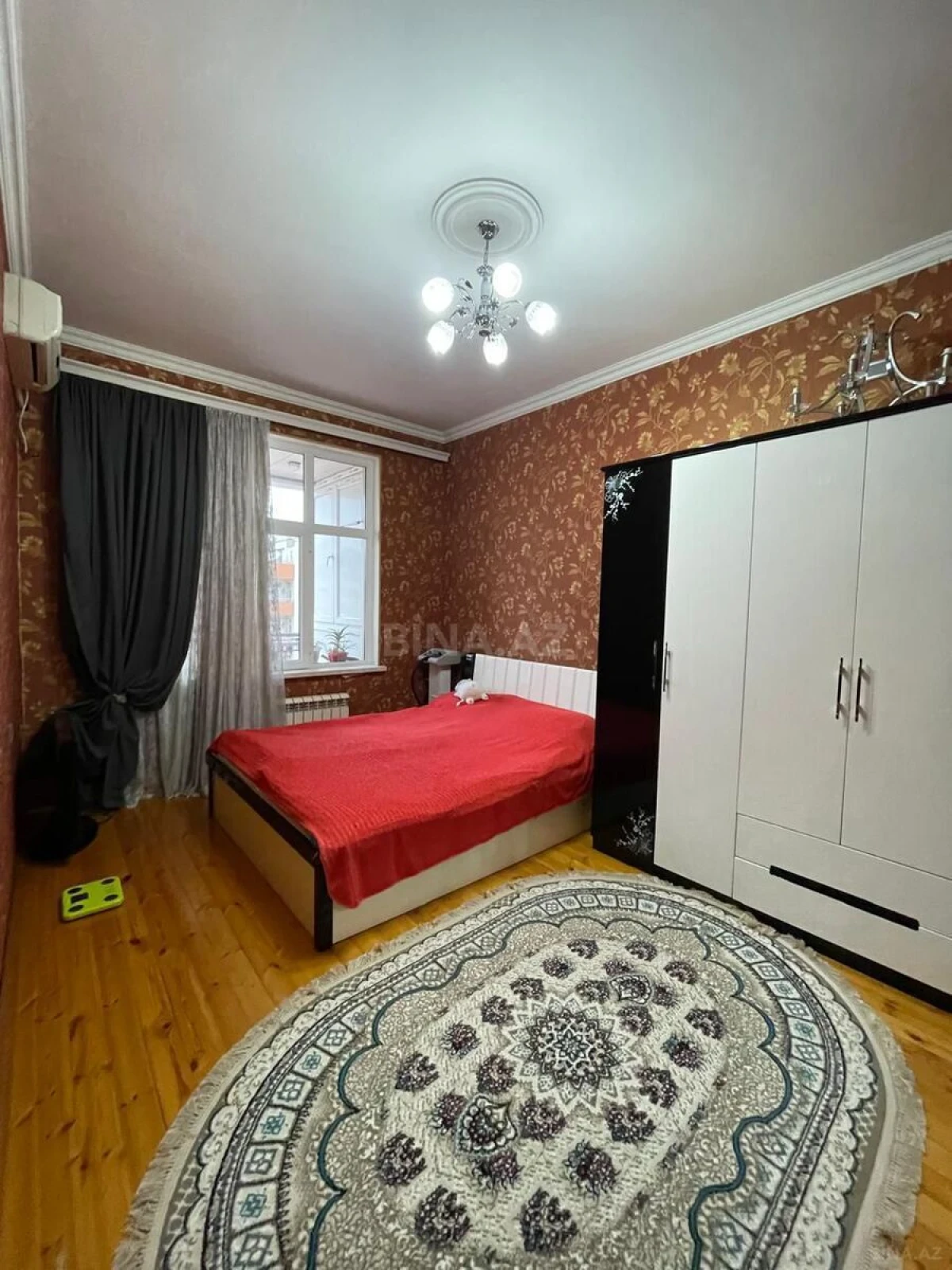 Satılır 3 otaqlı mənzil 106 m²