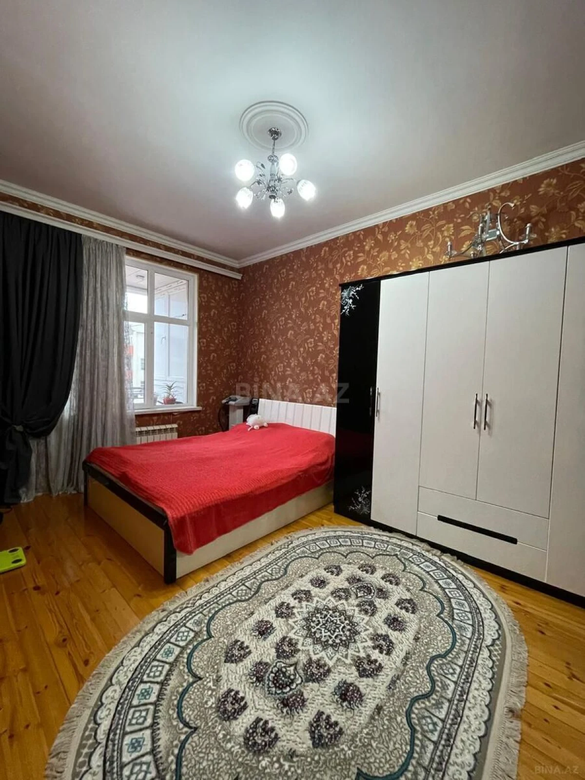 Satılır 3 otaqlı mənzil 106 m²