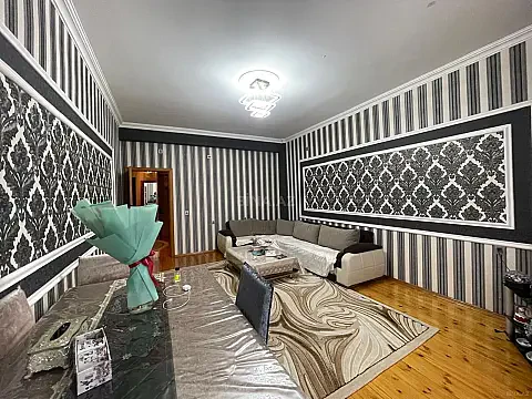Satılır 3 otaqlı mənzil 106 m²