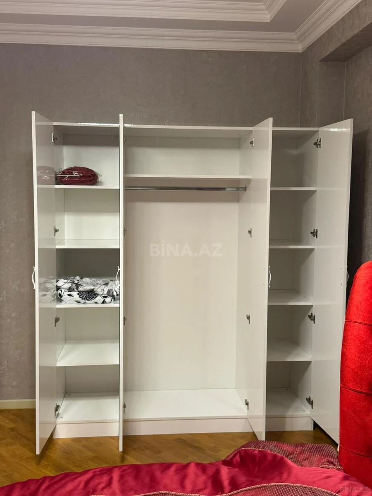 Kirayə verilir 2 otaqlı mənzil 100 m²