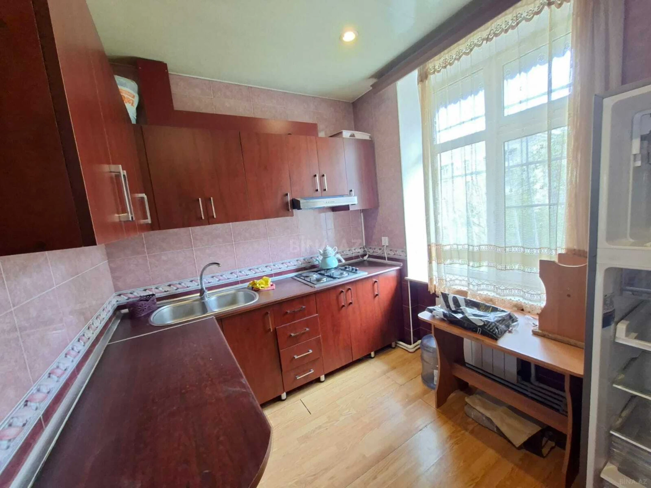 Satılır 3 otaqlı mənzil 105 m²