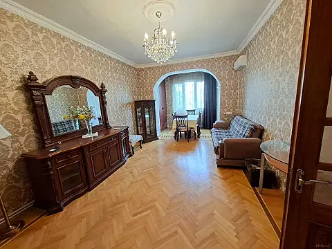 Satılır 3 otaqlı mənzil 105 m² — Bakı, Nərimanov 3 otaq 105.00 m²