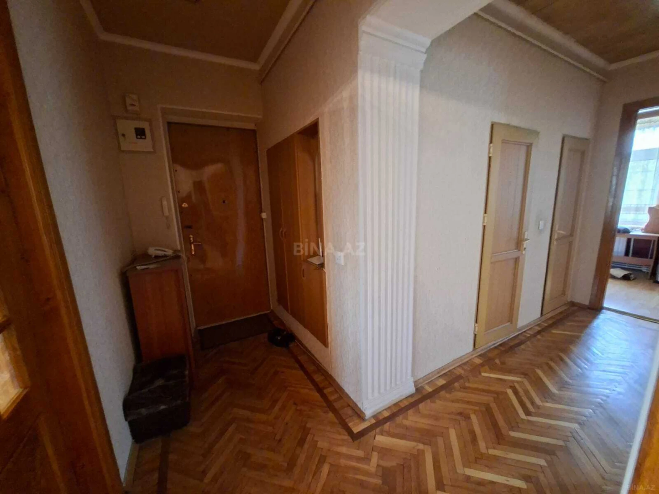 Satılır 3 otaqlı mənzil 105 m²