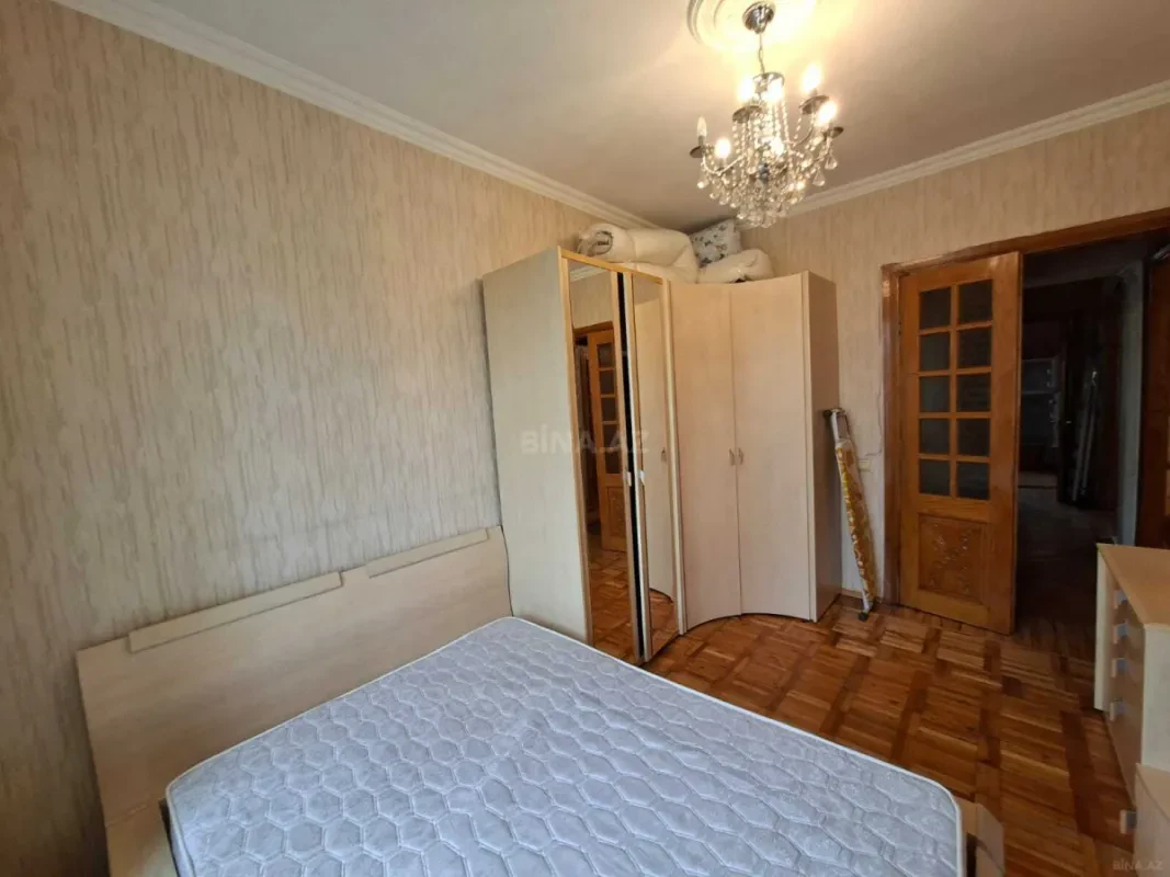 Satılır 3 otaqlı mənzil 105 m²