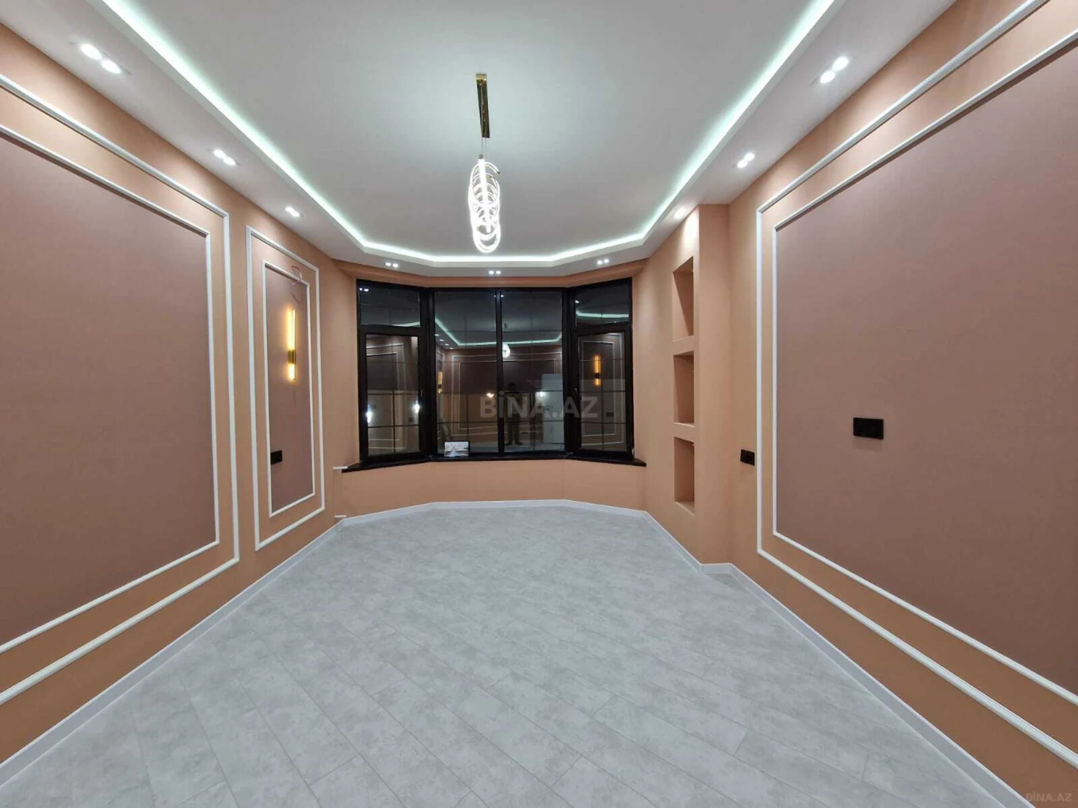 Satılır 5 otaqlı həyət evi 160 m²