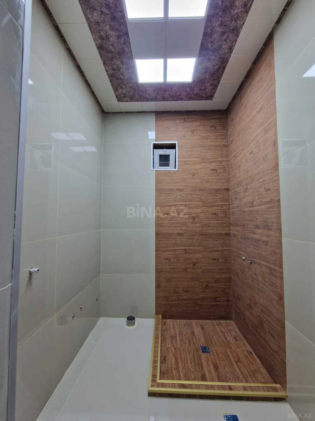 Satılır 5 otaqlı həyət evi 160 m²