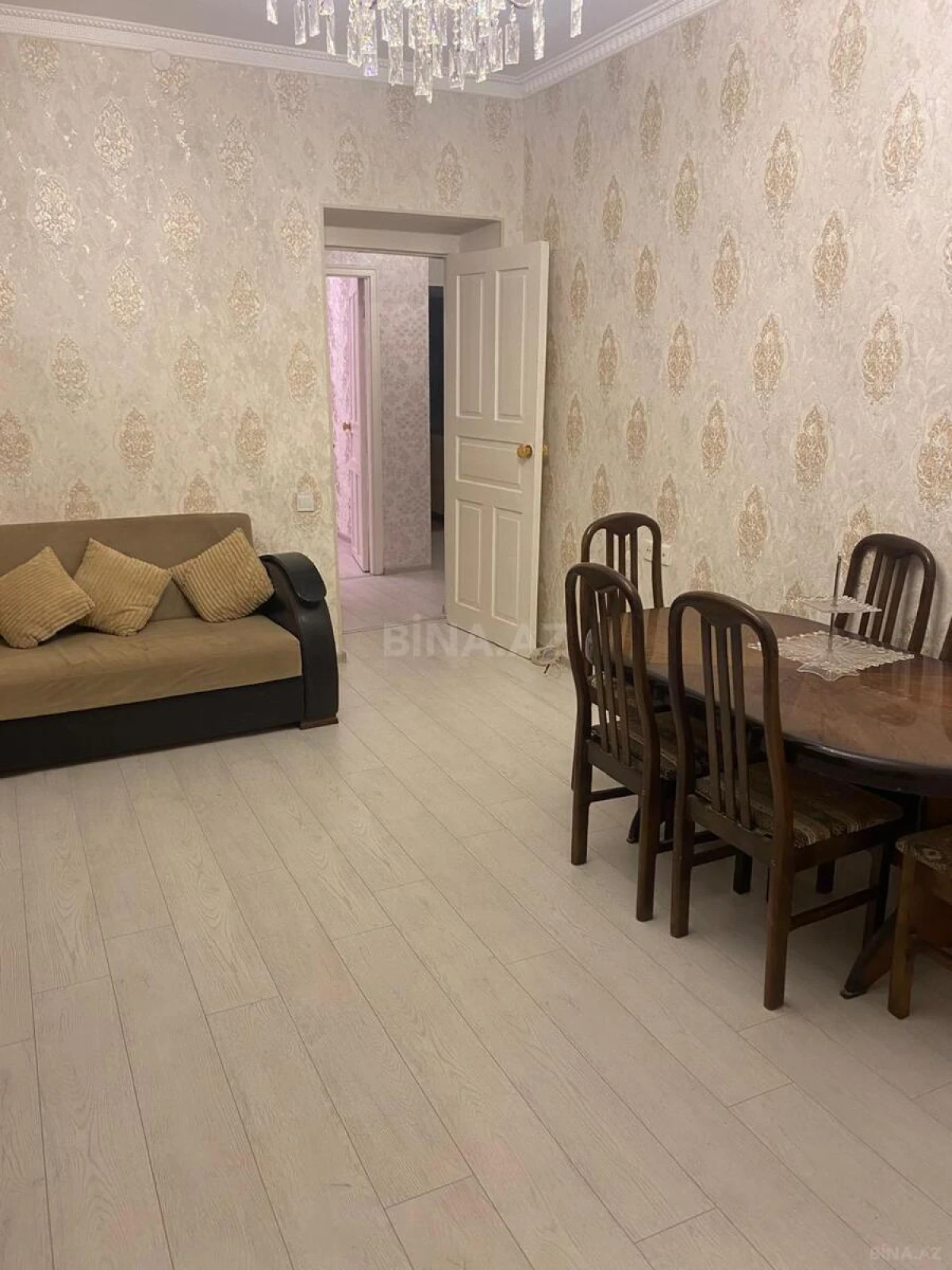 Satılır 2 otaqlı mənzil 55 m²