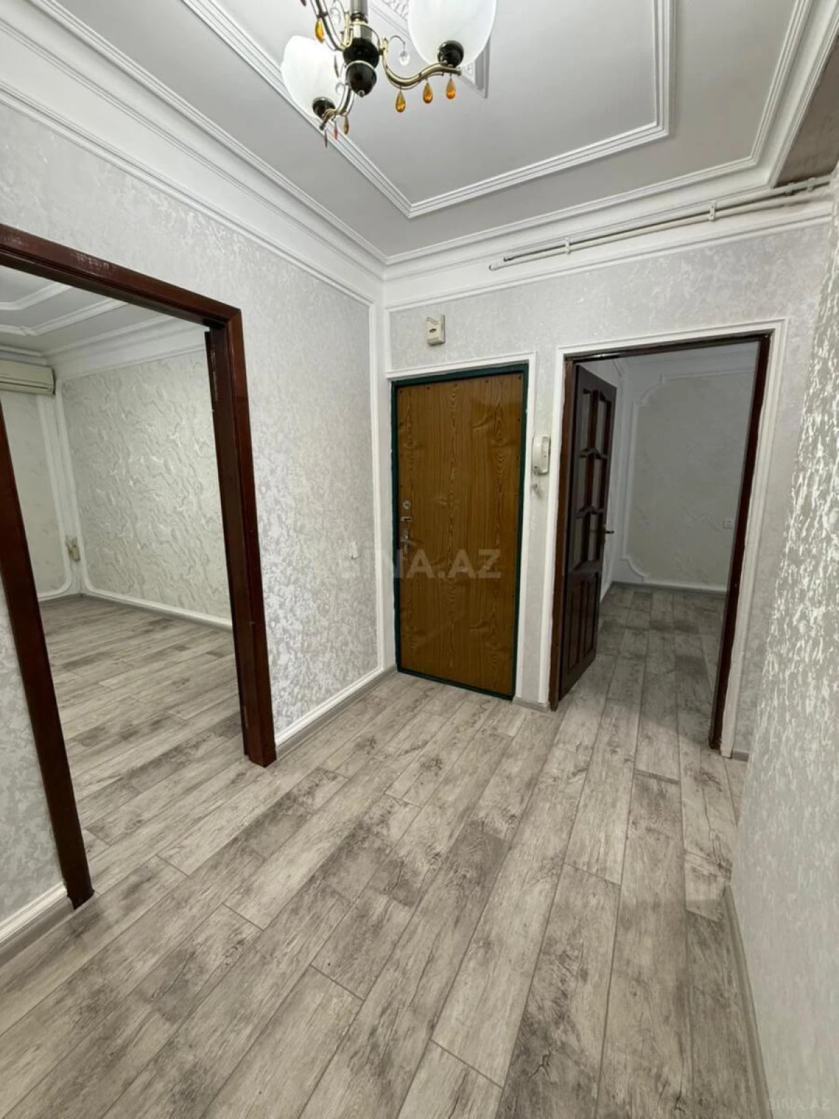 Kirayə verilir 2 otaqlı mənzil 85 m²