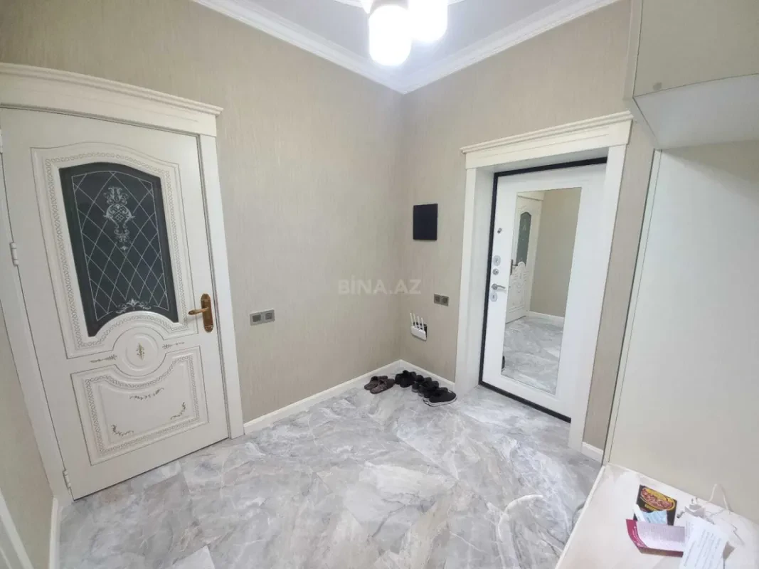 Kirayə verilir 2 otaqlı mənzil 80 m²