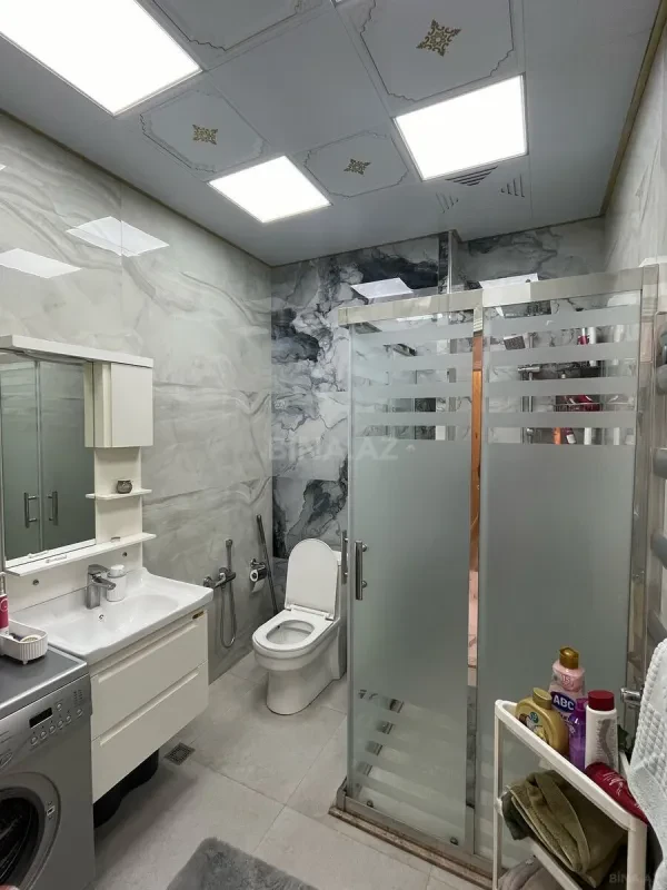 Kirayə verilir 3 otaqlı mənzil 125 m²