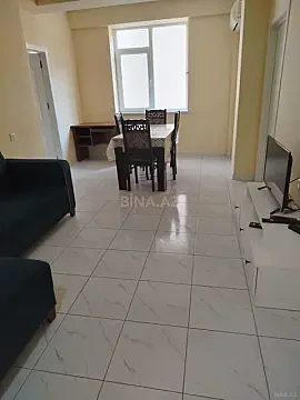 Kirayə verilir 2 otaqlı mənzil 65 m²