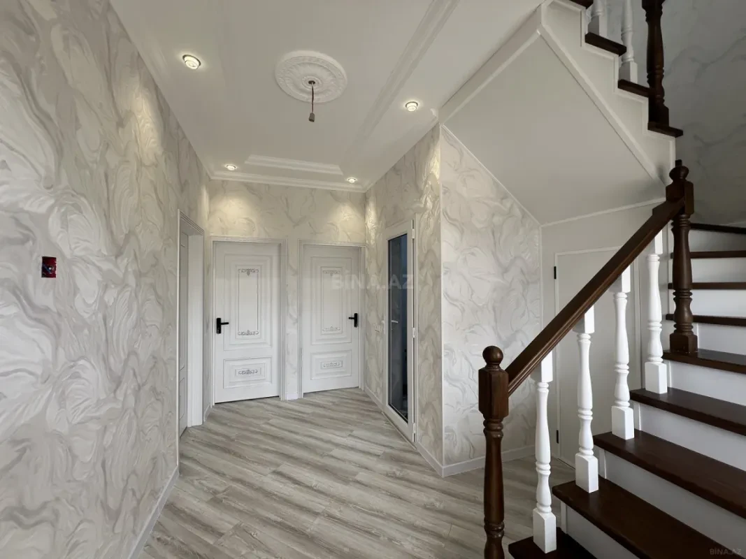 Satılır 5 otaqlı həyət evi 170 m²