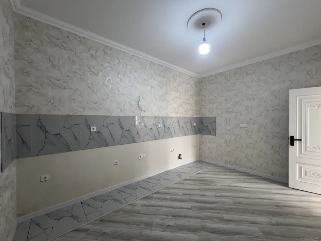 Satılır 5 otaqlı həyət evi 170 m²