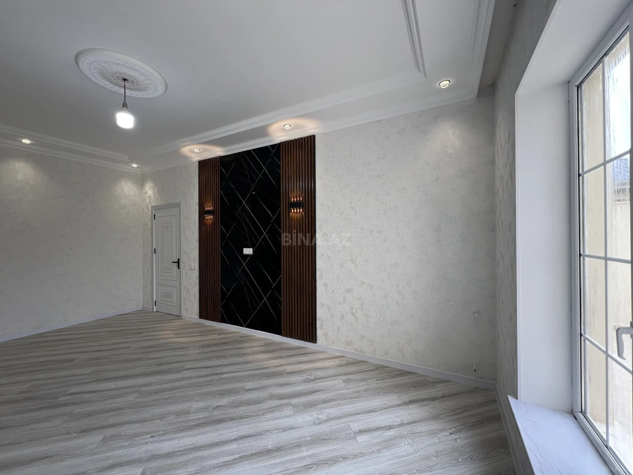Satılır 5 otaqlı həyət evi 170 m²