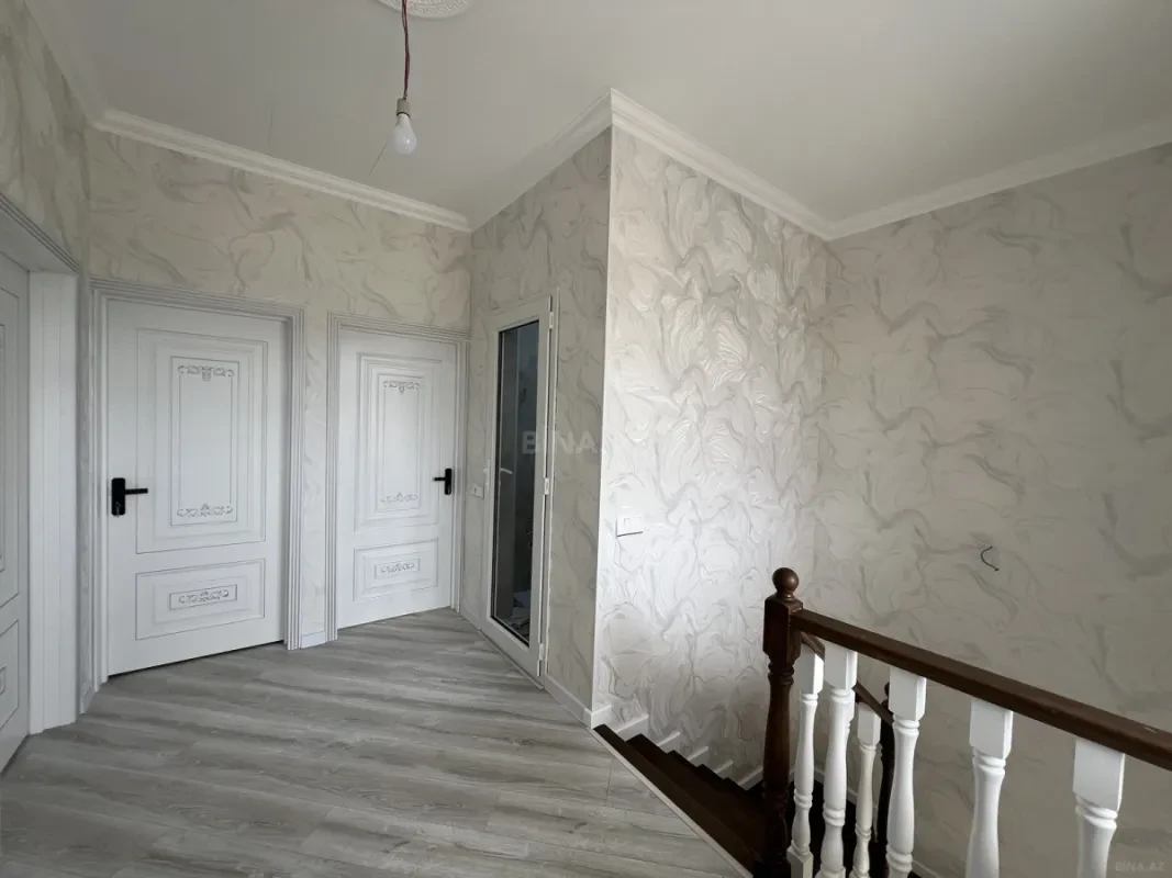 Satılır 5 otaqlı həyət evi 170 m²