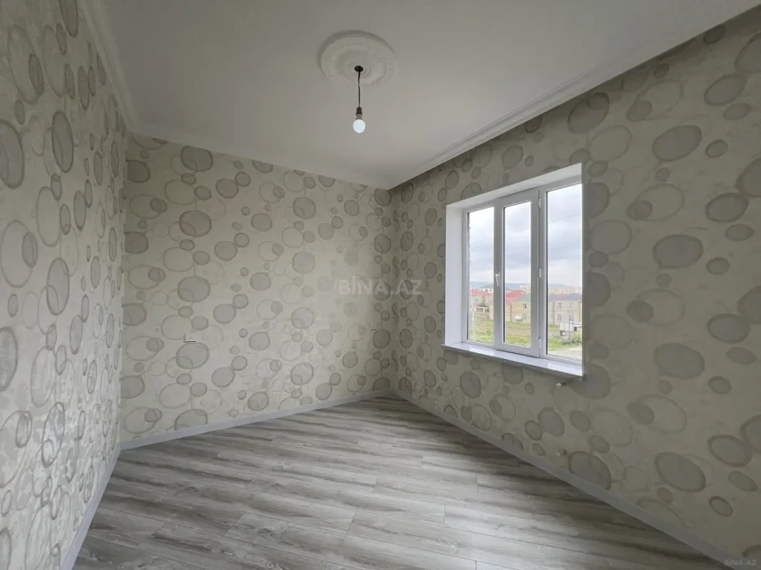 Satılır 5 otaqlı həyət evi 170 m²