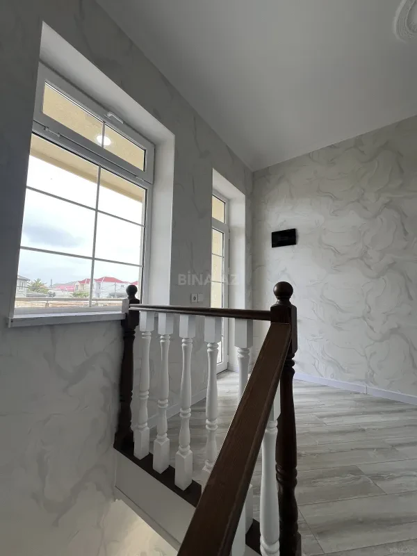 Satılır 5 otaqlı həyət evi 170 m²