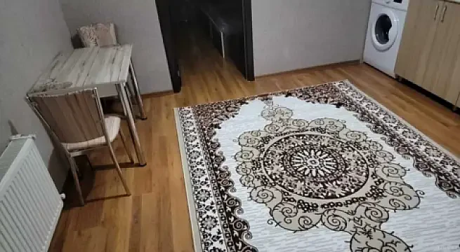 Kirayə verilir 2 otaqlı mənzil 50 m²