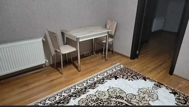 Kirayə verilir 2 otaqlı mənzil 50 m²