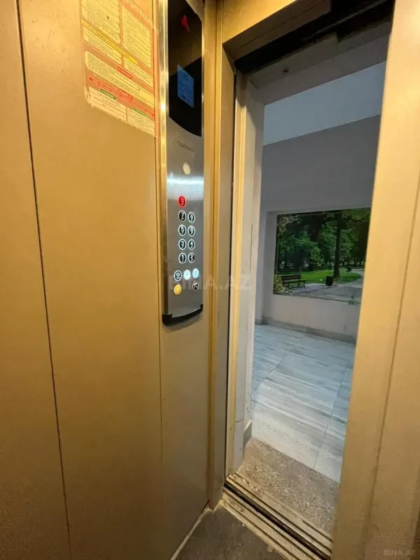 Satılır 1 otaqlı mənzil 45 m²