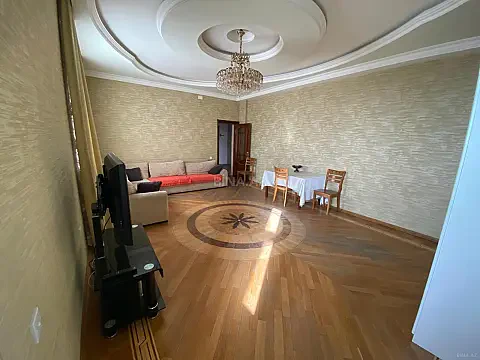 Kirayə verilir 3 otaqlı mənzil 100 m² — Bakı, Memar Əcəmi yanı 3 otaq 100.00 m²