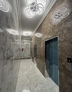 Satılır 4 otaqlı mənzil 172 m²