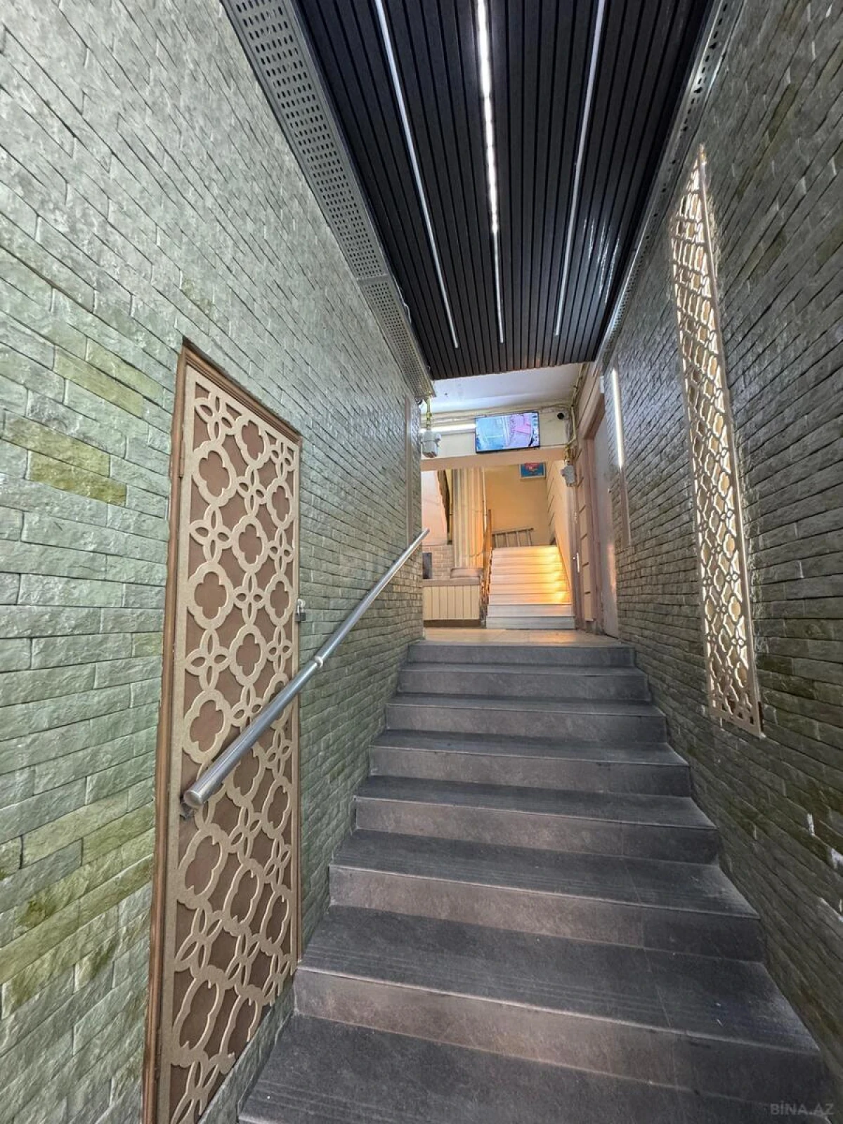 Satılır 2 otaqlı mənzil 70 m²