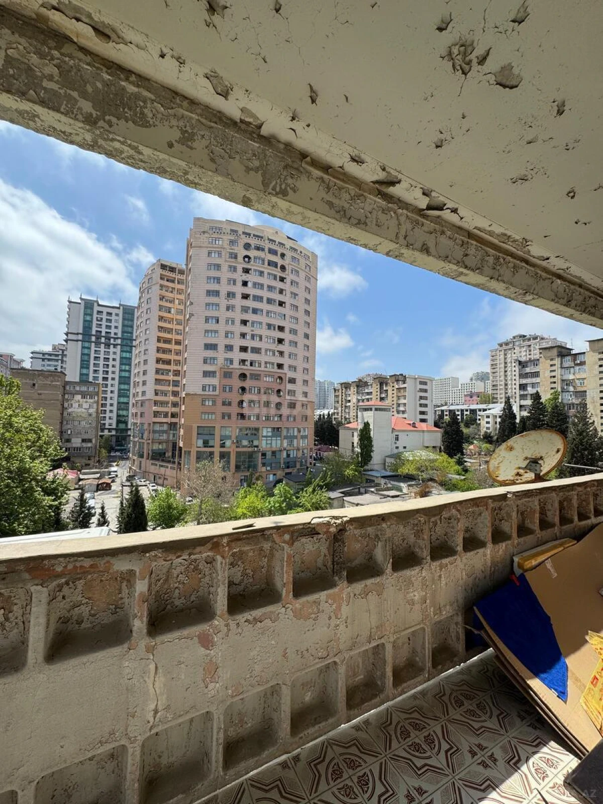 Satılır 2 otaqlı mənzil 70 m²