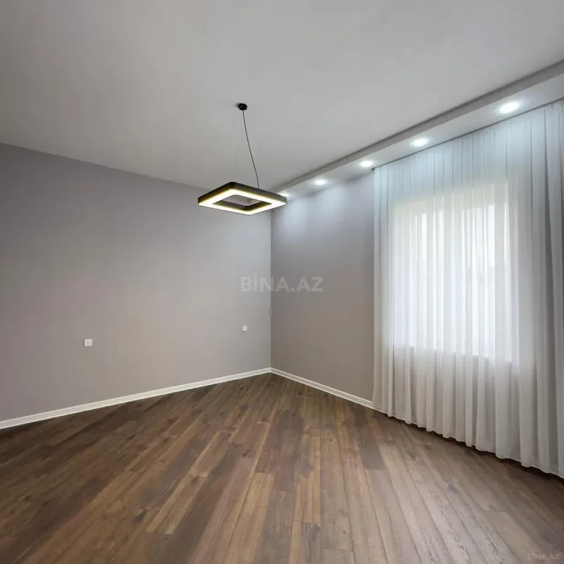 Satılır 4 otaqlı həyət evi 140 m²