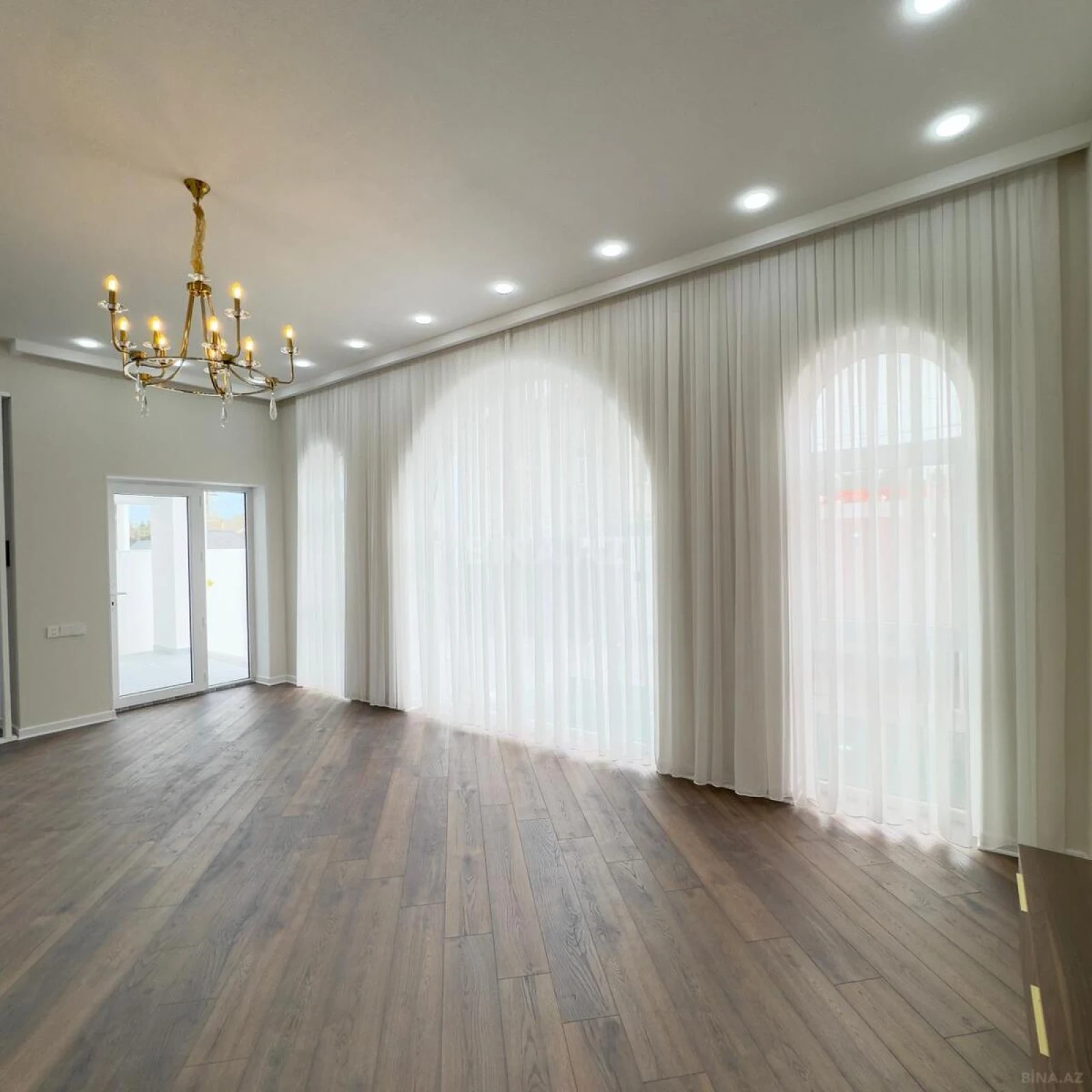 Satılır 4 otaqlı həyət evi 140 m²