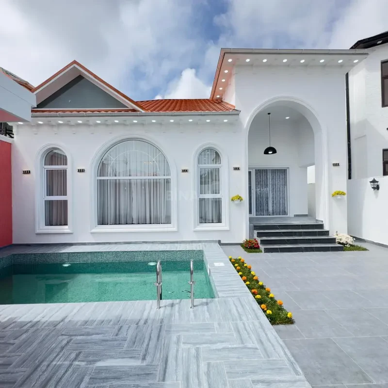 Satılır 4 otaqlı həyət evi 140 m²