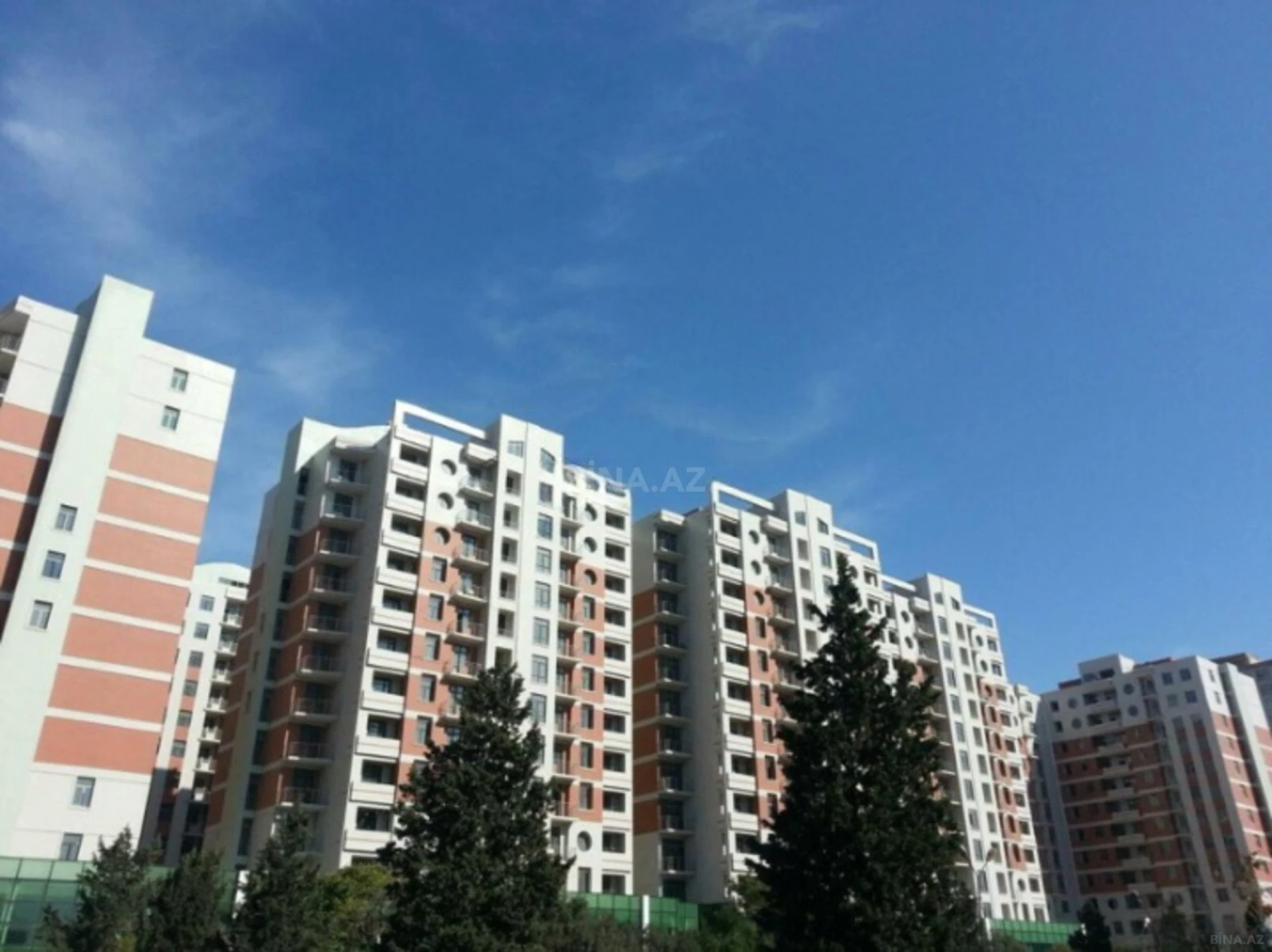 Satılır 2 otaqlı mənzil 51 m²