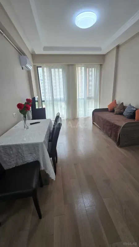 Satılır 2 otaqlı mənzil 49 m²
