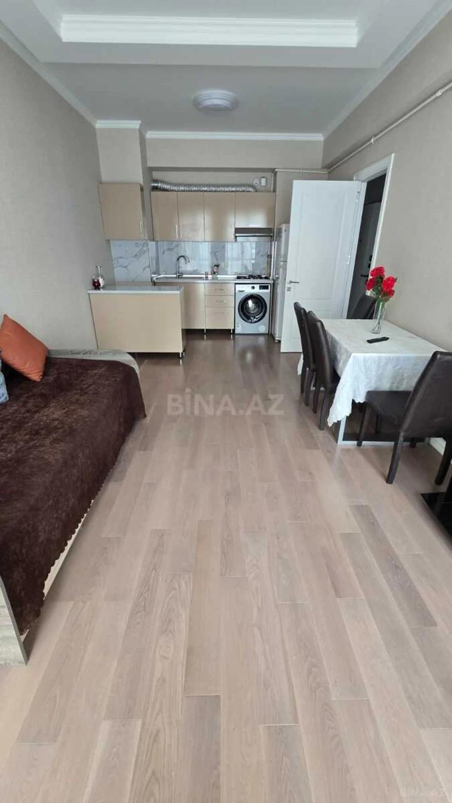 Satılır 2 otaqlı mənzil 49 m²