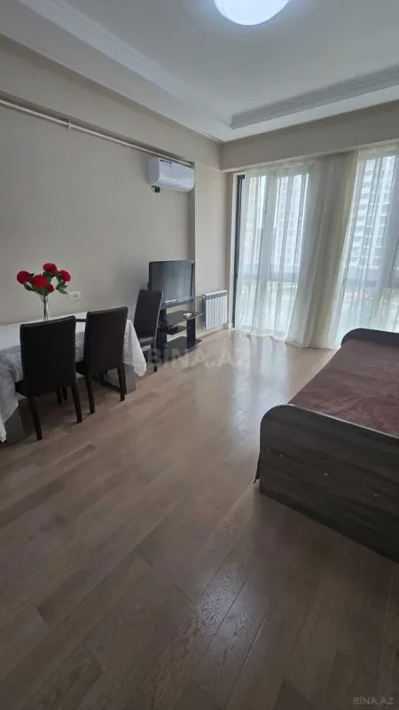 Satılır 2 otaqlı mənzil 49 m²