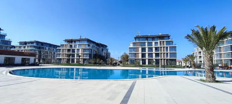 Satılır 2 otaqlı mənzil 87.6 m²