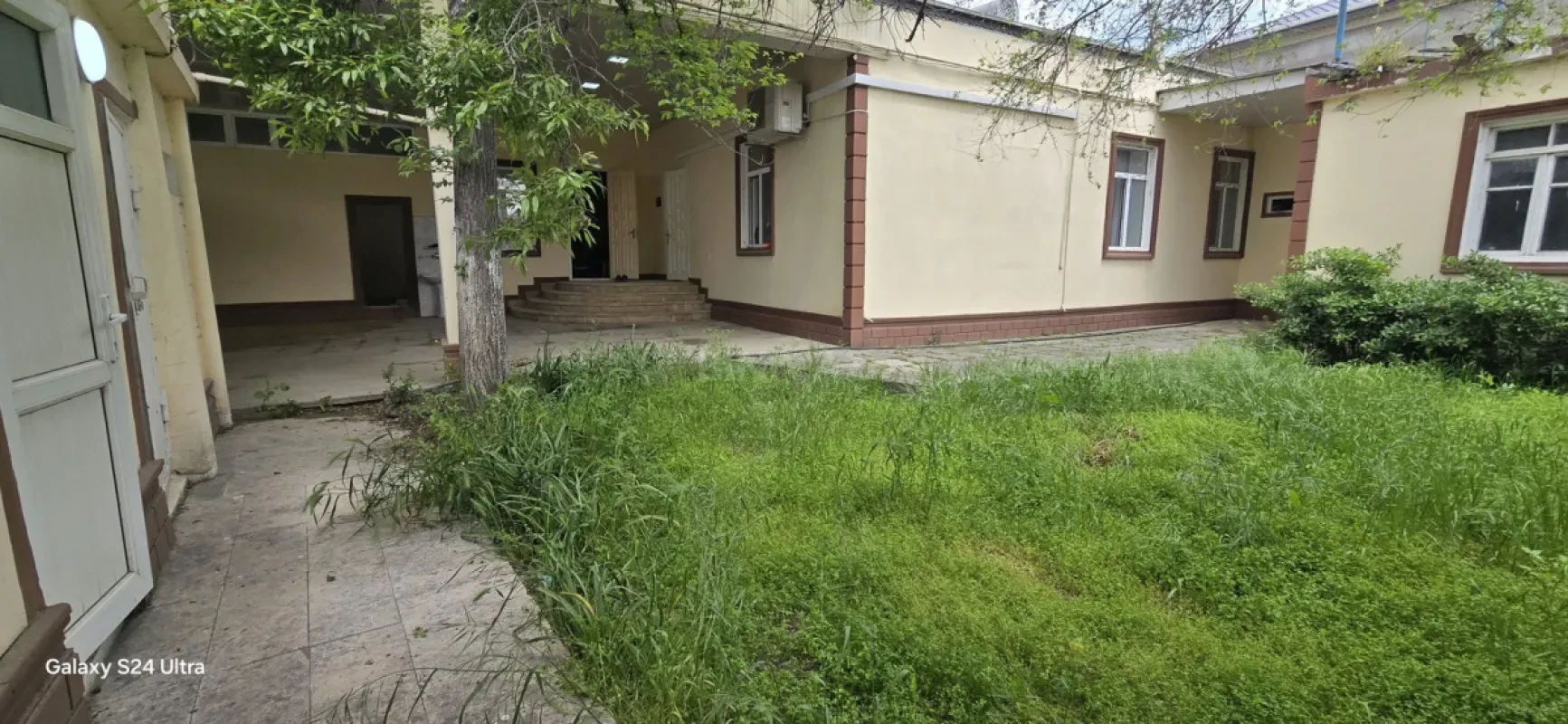 Satılır 5 otaqlı həyət evi 120 m²