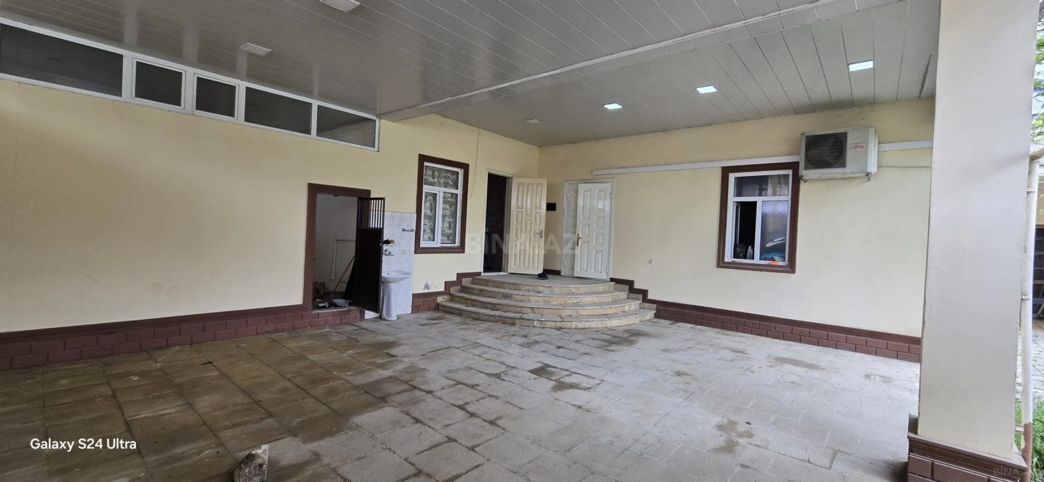 Satılır 5 otaqlı həyət evi 120 m²