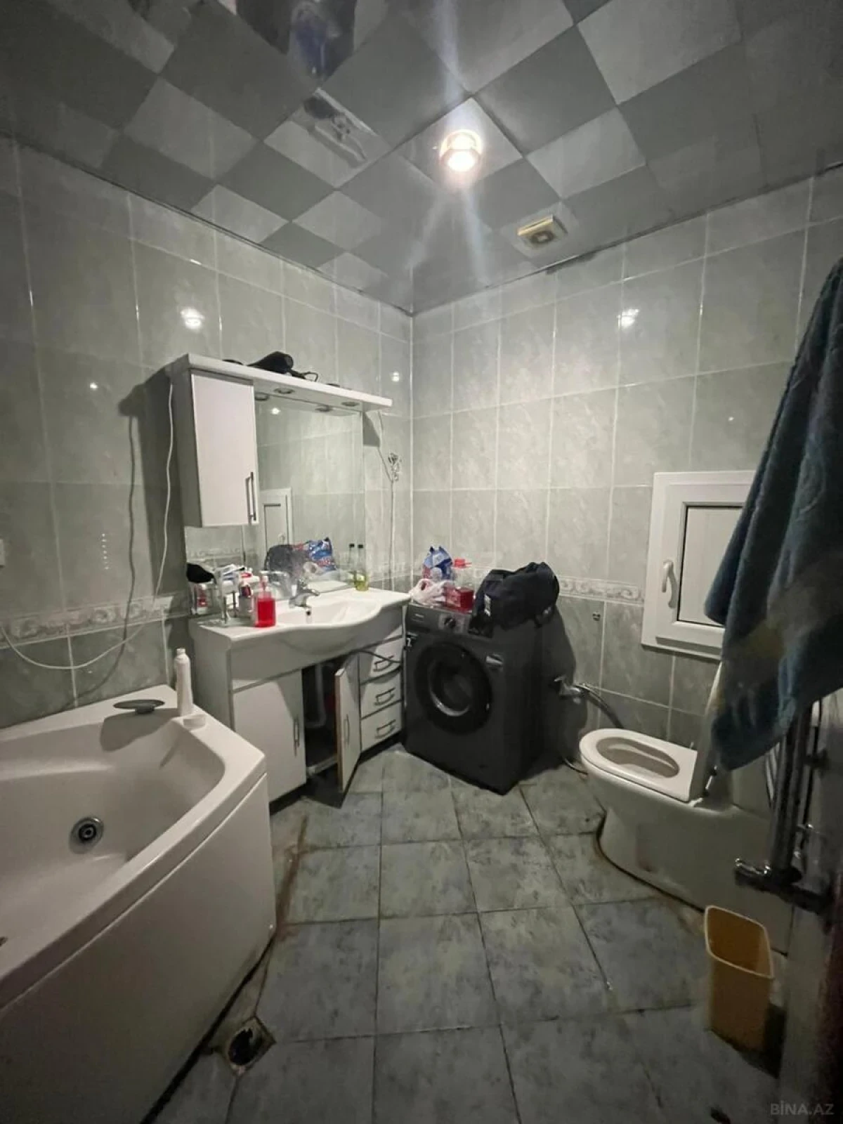 Satılır 4 otaqlı mənzil 214 m²